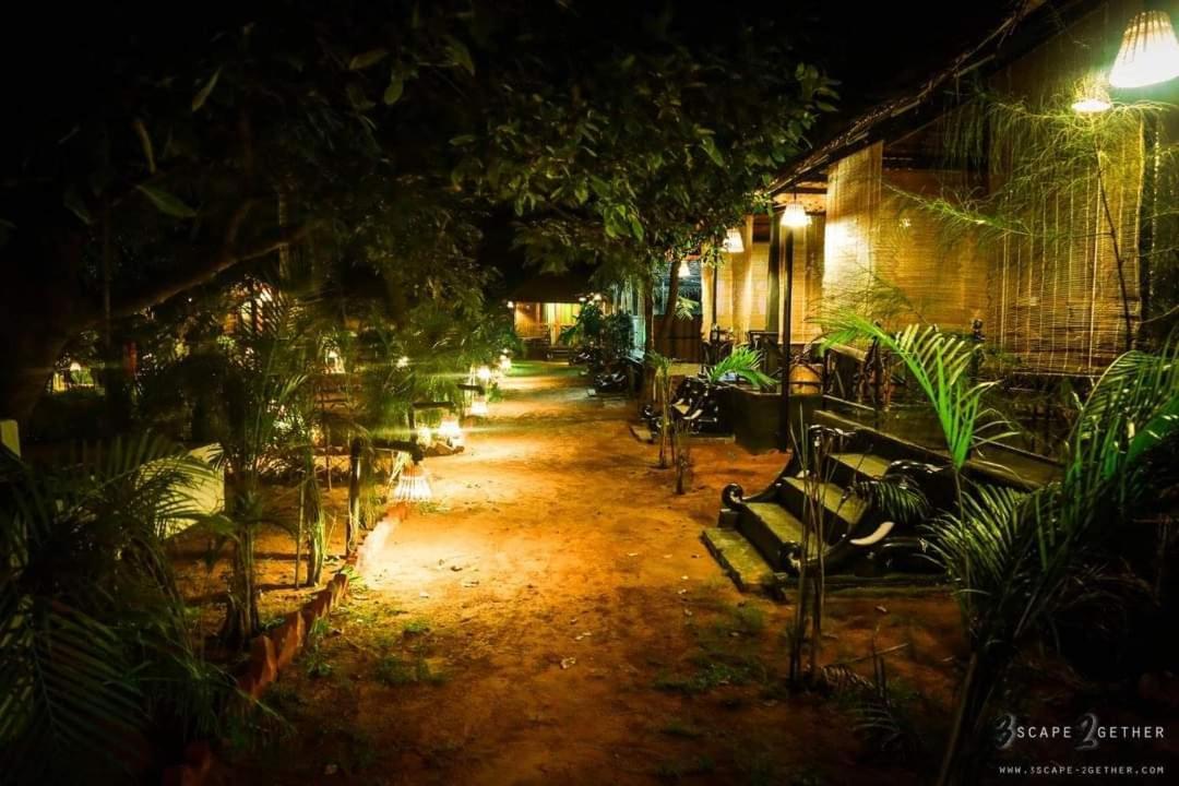 Hotel Patnem Palm Garden Patnem Beach Esterno foto